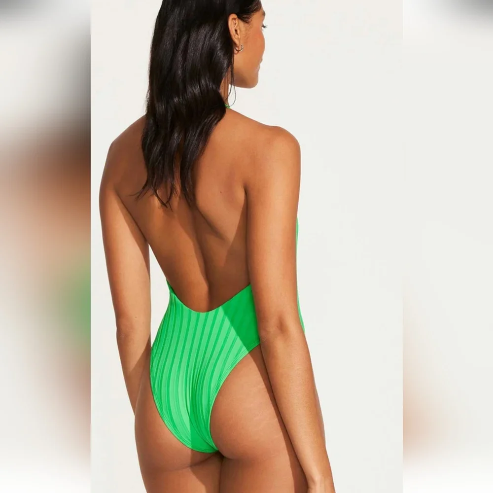 VITAMIN A ALIA RECYCLED NYLON ONE PIECE SWIM SUIT ;SIZE:MEDIUM - Picture 2 of 8